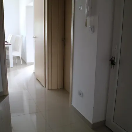 Apartment Apartman Mark *