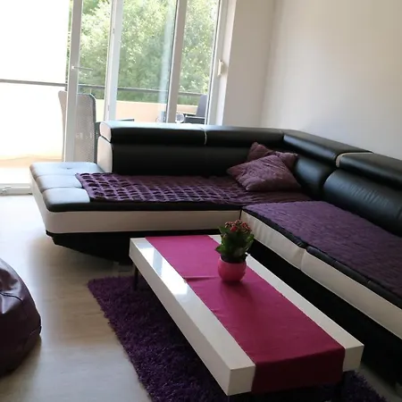 Apartment Apartman Mark *