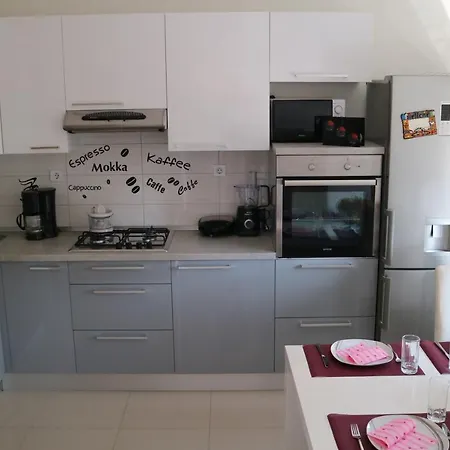 Apartman Mark Apartment *